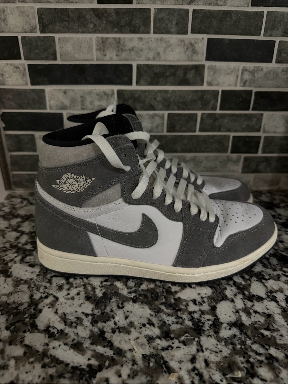 Air Jordan 1 Retro High OG 'Washed Black'
